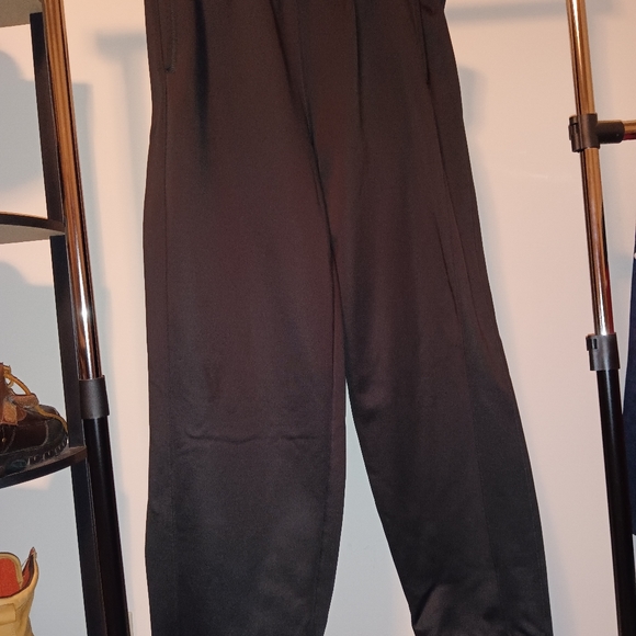 Footlocker Men's Polyester and Spandex Black Sweatpants - Picture 6 of 6